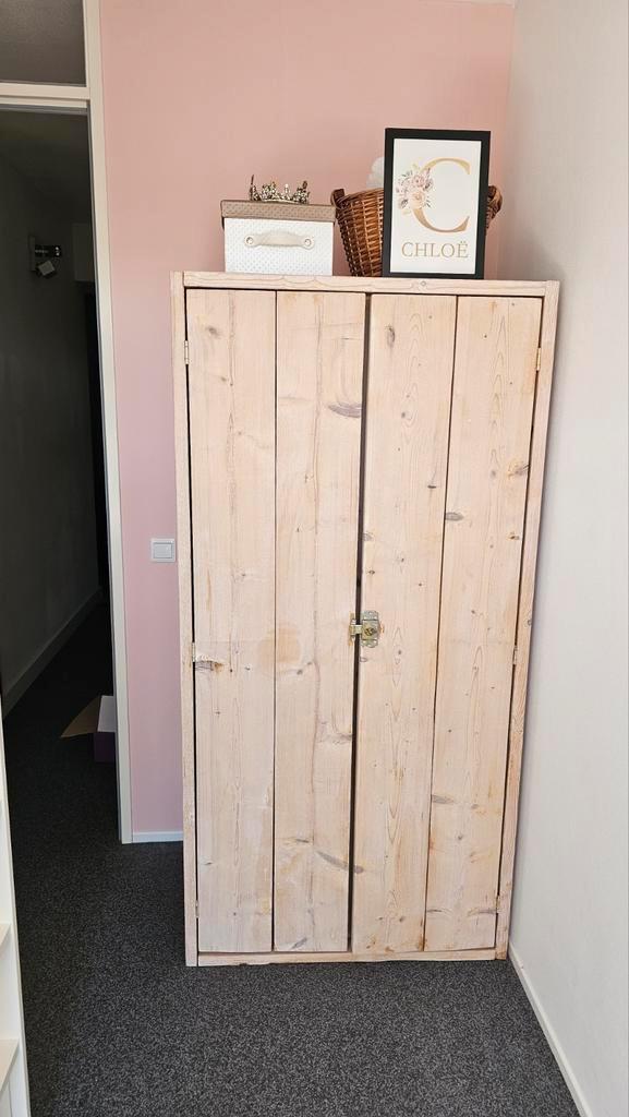 Kledingkast van onbehandeld geschuurd steigerhout 90x180x60, Huis en Inrichting, Kasten | Kledingkasten, Nieuw, 150 tot 200 cm