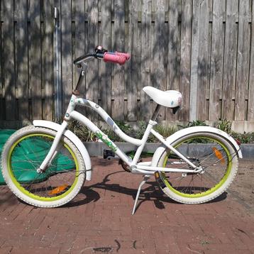 Meisjesfiets, bandenmaat 20" beschikbaar voor biedingen