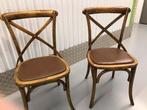 2 cross-back stoelen, Huis en Inrichting, Stoelen, Ophalen, Gebruikt, Twee, Bruin