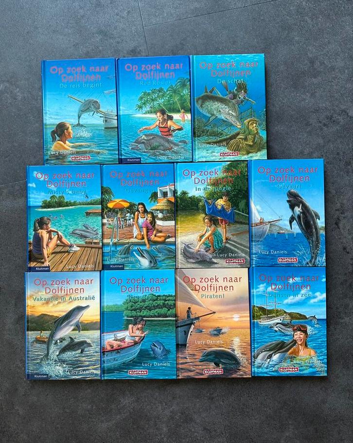 11x Op zoek naar dolfijnen Lucy Daniels, Boeken, Kinderboeken | Jeugd | 10 tot 12 jaar, Zo goed als nieuw, Fictie, Ophalen of Verzenden