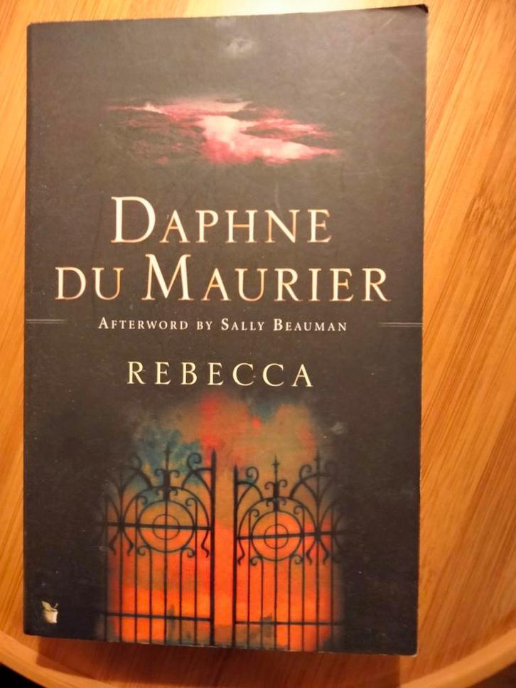 Rebecca - Daphne du Maurier, Boeken, Romans, Gelezen, Europa overig, Ophalen of Verzenden