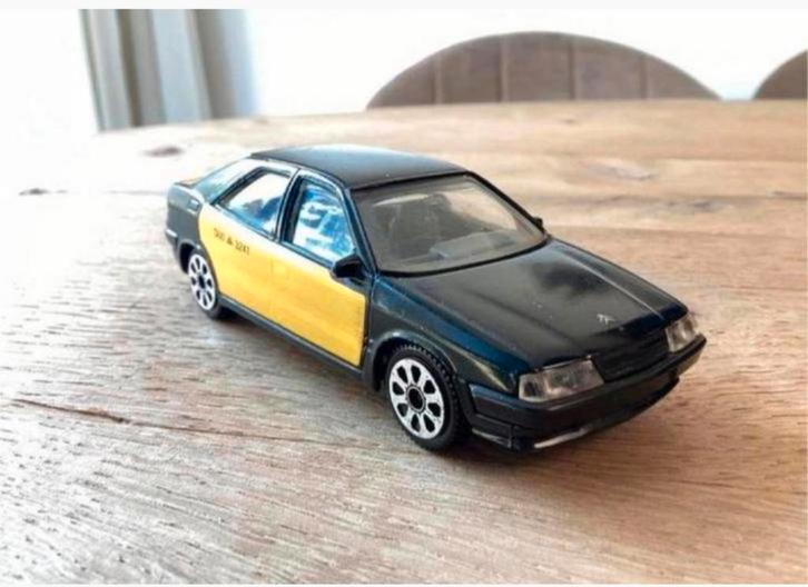 Citroën Xantia Taxi – Bburago schaal 1:43, Hobby en Vrije tijd, Modelauto's | 1:43, Zo goed als nieuw, Auto, Overige merken, Ophalen of Verzenden