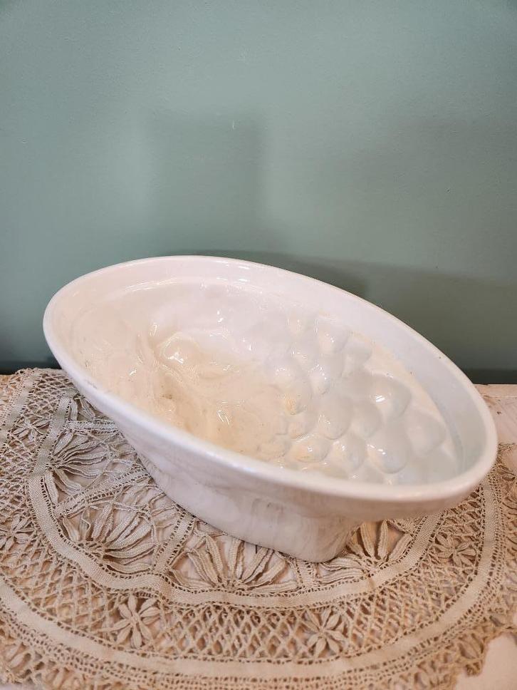 Oude Puddingvorm Druif, Antiek en Kunst, Antiek | Keukenbenodigdheden, Ophalen of Verzenden