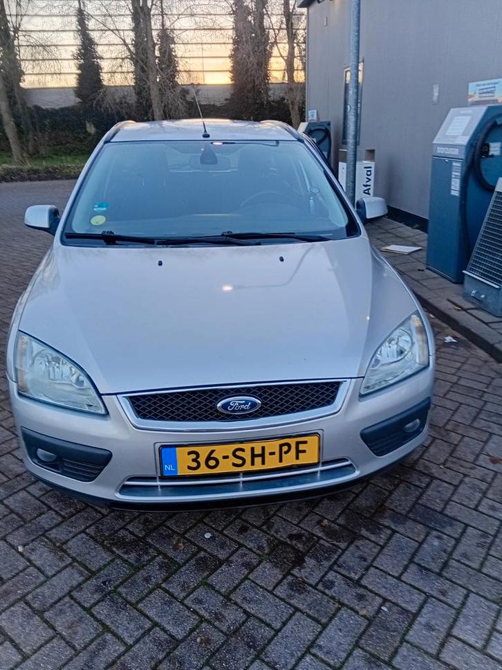 Ford Focus 1.6 85KW Wagon 2006 Grijs, Auto's, Ford, Particulier, Focus, Benzine, A, Stationwagon, Handgeschakeld, Origineel Nederlands
