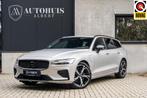 Volvo V60 2.0 T8 Recharge AWD Plus Dark HEICO Black 360c H&K, Auto's, Volvo, Automaat, Gebruikt, 4 cilinders, 1969 cc