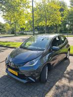 Toyota Aygo 1.0 12V Vvt-i Ddrs 2015 Grijs, Carplay, Android, Voorwielaandrijving, Euro 5, Stof, 4 stoelen