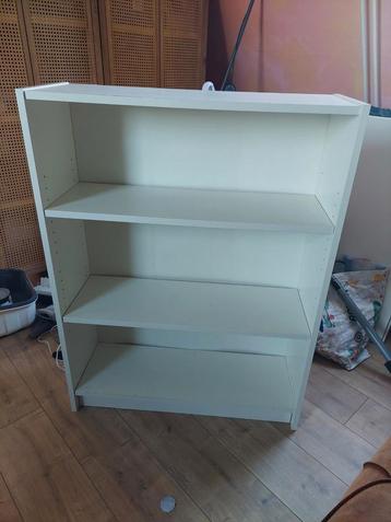 Billy boekenkast wit 80x28x106 cm SNEL WEG!! beschikbaar voor biedingen