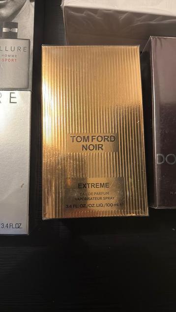 Parfums Tomford Chanel Hermes Dolce & Gabanna Givenchy beschikbaar voor biedingen