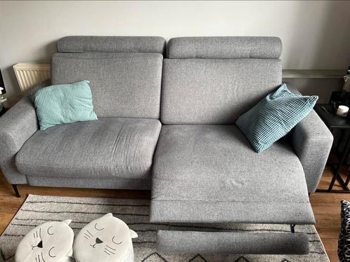 2,5 zits met elektrische loungefunctie (stof beschadigd), Huis en Inrichting, Banken | Bankstellen, Gebruikt, Rechte bank, Tweepersoons