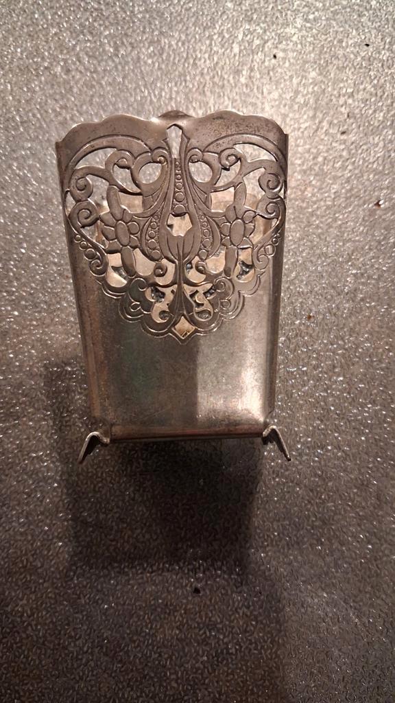 Maggi houdertje 🌼 voor klein flesje maggi, Huis en Inrichting, Keuken | Potten en Pannen, Gebruikt, Overige materialen, Ophalen of Verzenden