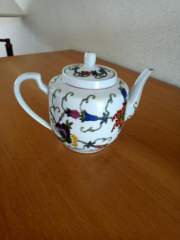 Authentiek Chinese theepot beschikbaar voor biedingen