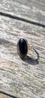 Gothic ring met grote ovale Onyx van 925 zilver, Verzenden, Zo goed als nieuw, 17 tot 18, Dame of Heer