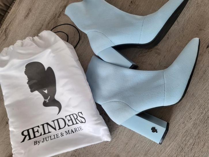 Reinders blauwe laarsjes maat 38 valt als 39, Kleding | Dames, Schoenen, Zo goed als nieuw, Zwart, Ophalen of Verzenden