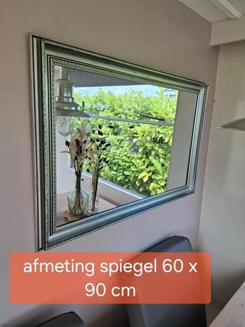 Spiegel mag weg T.E.A.B. beschikbaar voor biedingen