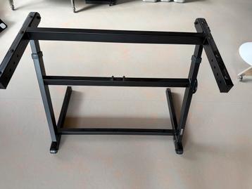 Innox INA Z keyboard stand beschikbaar voor biedingen