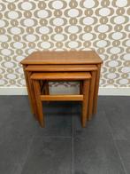 Vintage mimi-set/3 nesting tables van massief teakhout, Gebruikt, Vintage, 55 tot 75 cm, Rechthoekig