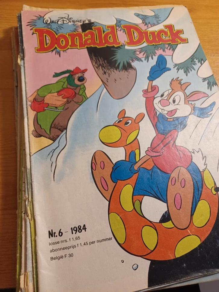 Donald duck weekbladen 1984, Boeken, Stripboeken, Zo goed als nieuw, Meerdere stripboeken, Ophalen of Verzenden