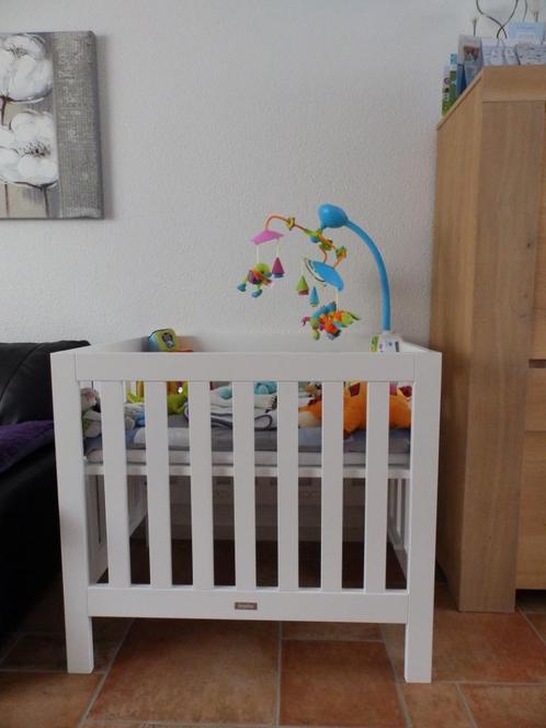 Bopita Box Sid met brede stijlen incl. matras en boxkleed, Kinderen en Baby's, Boxen, Gebruikt, Vierkant, In hoogte verstelbaar