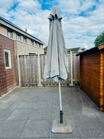 Parasol met voet, Ophalen, Gebruikt