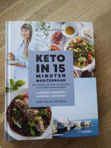 KETO IN 15 MINUTEN MEDITERRAAN, JULIE VAN DEN KERCHOVE.