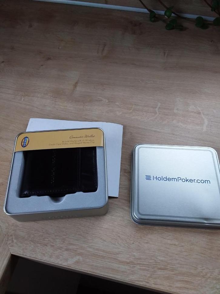 Wallet  Bi-Fold van Fossil,  LEER!    100% nieuw, Sieraden, Tassen en Uiterlijk, Portemonnees, Nieuw, Overige merken, Bruin, Leer