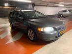 Volvo V70 2.5 T 2006 209PK Summum Met Nwe Turbo, Voorwielaandrijving, Euro 5, Zwart, 1504 kg