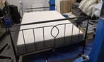 Nieuw compleet bed met IKEA matras en lattenbodem, Ophalen, Wit, Nieuw, 140 cm