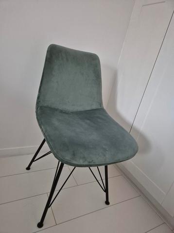 Mooie Eetkamerstoelen - Set van [Aantal] beschikbaar voor biedingen