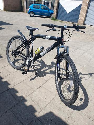 Jongensfiets perfecte staat prima conditie.  beschikbaar voor biedingen