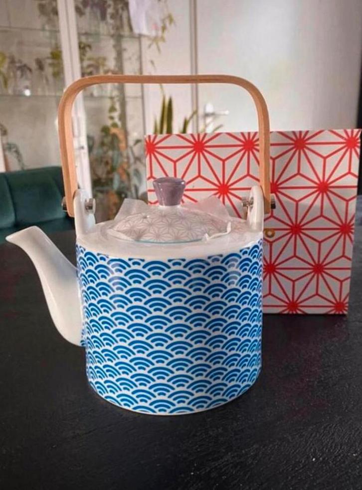Tokyo Design theepot, Huis en Inrichting, Keuken | Servies, Nieuw, Overige typen, Overige stijlen, Porselein, Ophalen of Verzenden