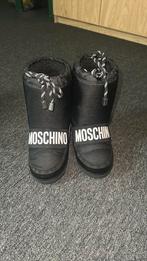 Snowboots moschino, Ophalen of Verzenden, Zo goed als nieuw, Boksschoenen