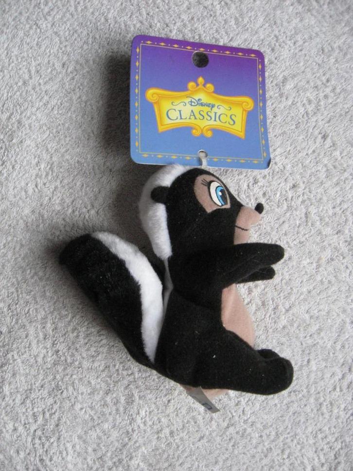 Stinkdier plushee + Simba straw hugger (beide van Disney), Verzamelen, Disney, Nieuw, Beeldje of Figuurtje, Leeuwenkoning of Jungle Boek