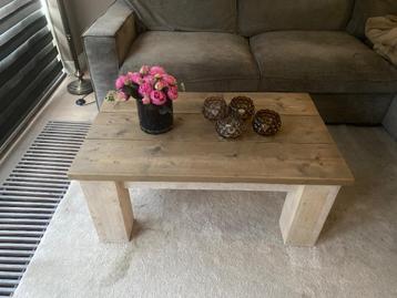 Salontafel beschikbaar voor biedingen