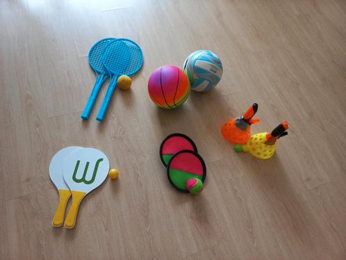 setje om buiten te spelen (tennis, ballen), Kinderen en Baby's, Speelgoed | Buiten | Los speelgoed, Gebruikt, Ophalen of Verzenden