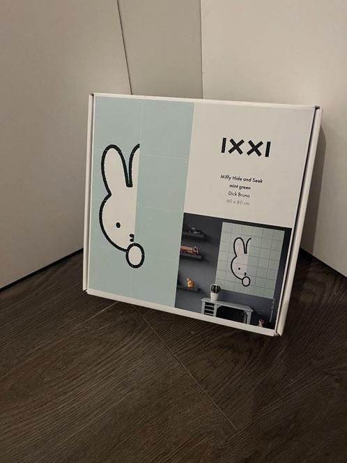 IXXI wanddecoratie – Nijntje (Miffy) Hide and Seek – 60x80, Kinderen en Baby's, Kinderkamer | Inrichting en Decoratie, Zo goed als nieuw