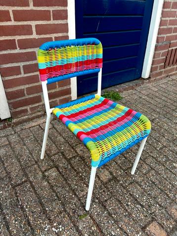 Kinderstoel beschikbaar voor biedingen
