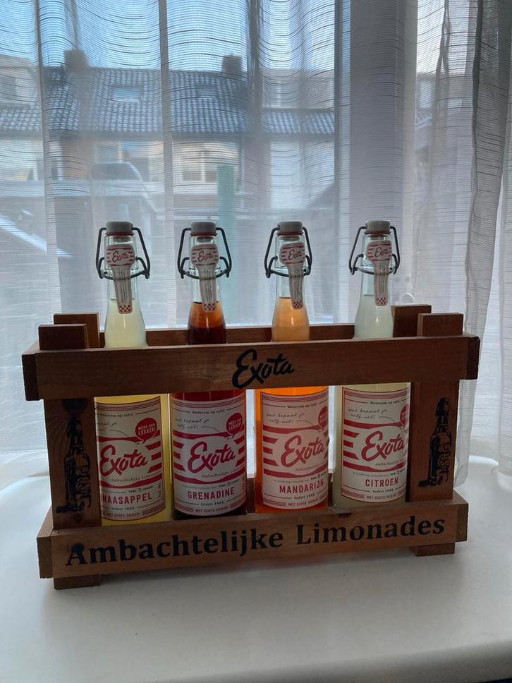 Exota Limonade Flessen Decoratie, Verzamelen, Merken en Reclamevoorwerpen, Gebruikt, Ophalen