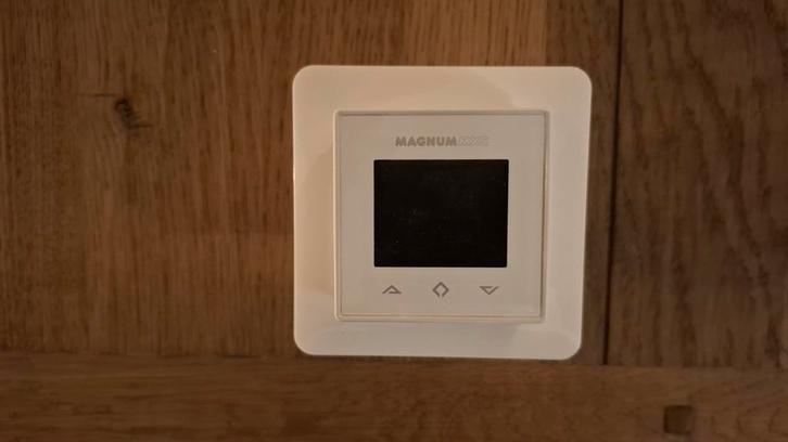 MXC Elektrische Vloerverwarming Thermostaat, Doe-het-zelf en Verbouw, Thermostaten, Gebruikt, Ophalen of Verzenden
