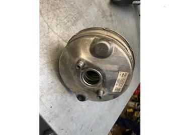 Rembekrachtiger van een Audi A8 beschikbaar voor biedingen