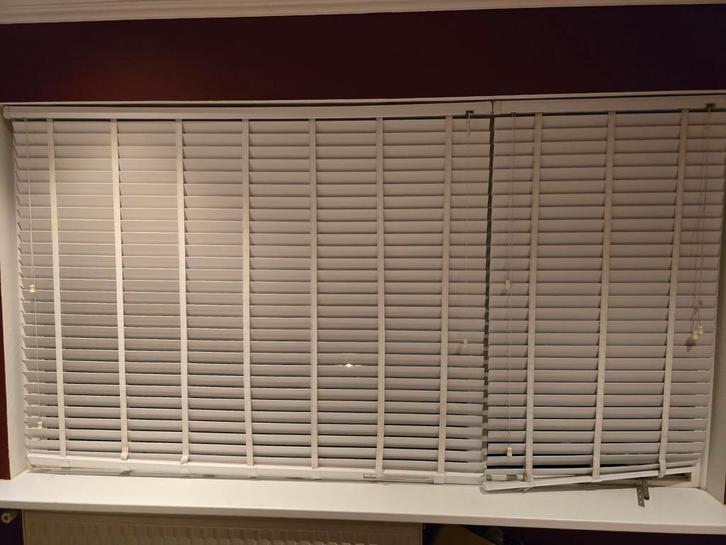 Nette witte luxaflex te koop, Huis en Inrichting, Stoffering | Gordijnen en Lamellen, Zo goed als nieuw, 100 tot 150 cm, 150 tot 200 cm