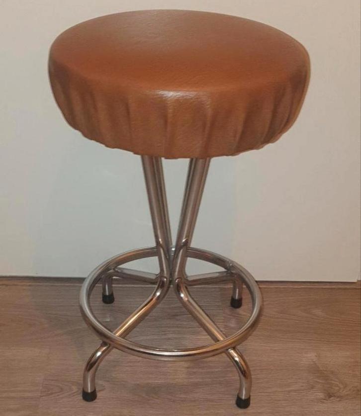 Vintage barkruk met chromen frame, Huis en Inrichting, Barkrukken, Gebruikt, 60 tot 90 cm, Metaal, 1 kruk, Met voetsteun, Ophalen