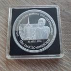 Je Maintendrai. 1 Jaar koningschap Willem Alexander 2014, Postzegels en Munten, Penningen en Medailles, Ophalen of Verzenden
