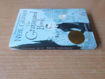Neil Gaiman - The Graveyard Book  beschikbaar voor biedingen