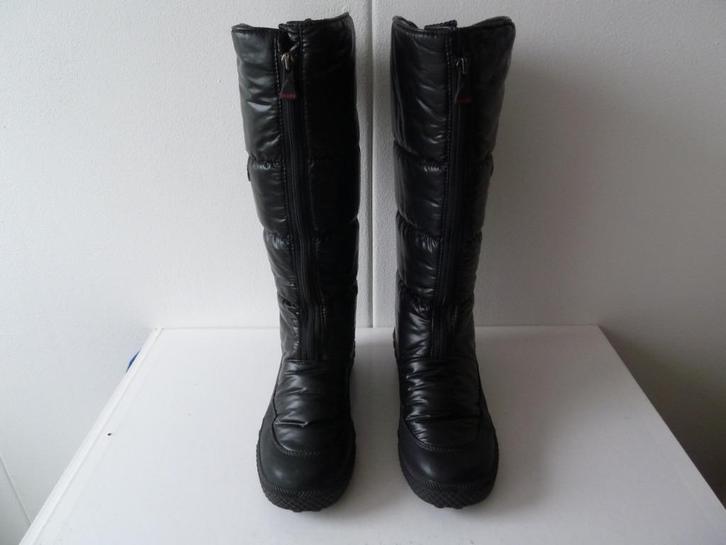 Olang sneeuwlaarzen maat 38 - 39 nog splinternieuw in doos, Kleding | Dames, Schoenen, Nieuw, Snowboots, Zwart, Ophalen of Verzenden