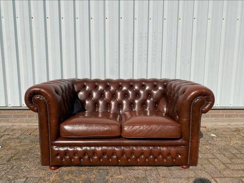 Springvale Chesterfield bank bruin GRATIS BEZORGD, Huis en Inrichting, Banken | Voetenbanken en Poefen, Gebruikt, 125 cm of meer