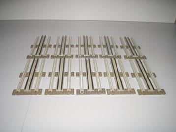 LEGO Rails Recht 12v GRIJS 1 tot 30 in zeer goede staat!! beschikbaar voor biedingen