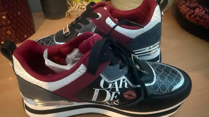 Nicole Lee Sneakers - Dames Schoenen, Kleding | Dames, Schoenen, Zo goed als nieuw, Sneakers of Gympen, Zwart, Ophalen of Verzenden