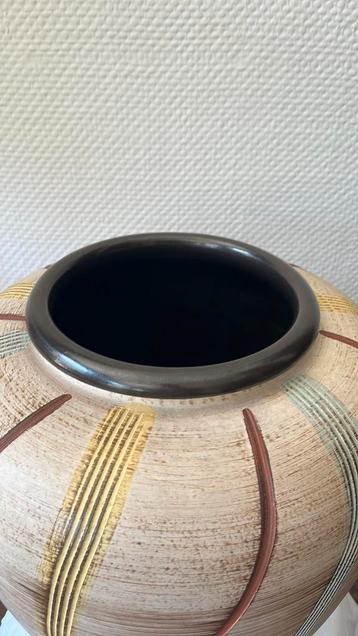 Duitse vaas jaren 50. beschikbaar voor biedingen