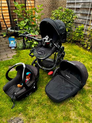 Complete 3-in-1 all terrain kinderwagen met toebehoren. beschikbaar voor biedingen