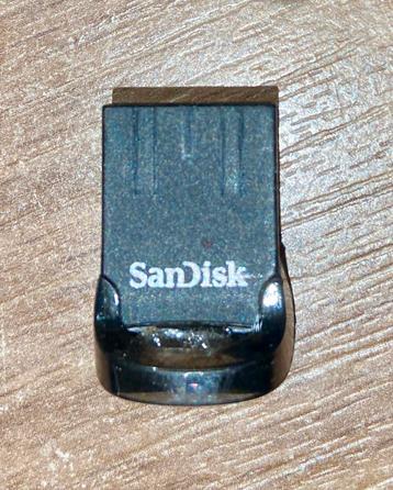SanDisk Ultra USB-Stick 256 GB beschikbaar voor biedingen